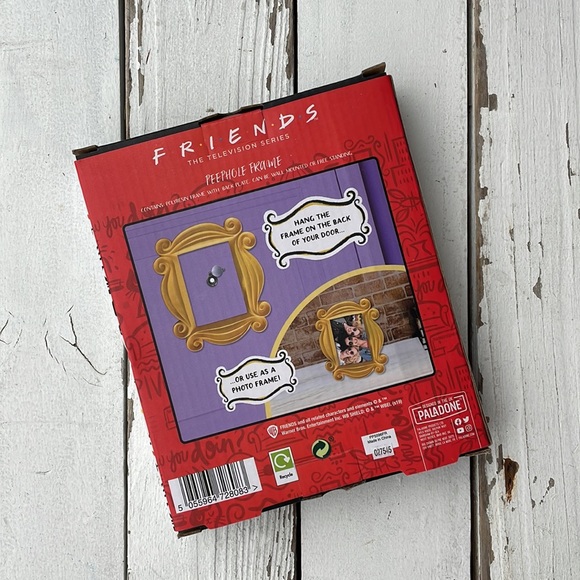 Original Friends Door Peephole Frame New in Box - Picture 3 of 5